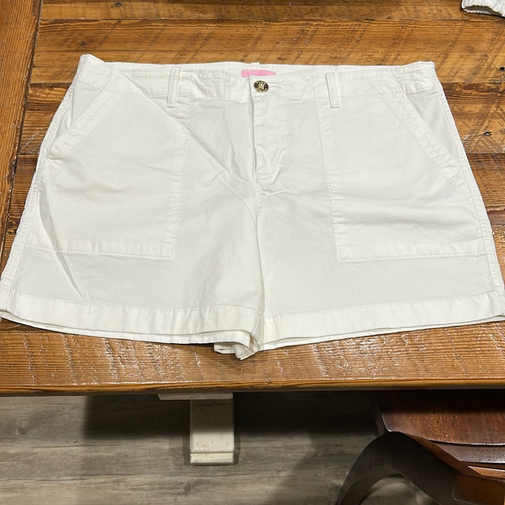 Lilly Pulitzer White Cargo Shorts